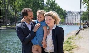 Tf1 live hd , abréviation de télévision française 1, est la première et la plus ancienne chaîne de télévision généraliste nationale française, en france, elle est librement accessible sur la tnt, le câble. Film Tf1 Course Contre La Maladie Pour Sauver Leur Fille