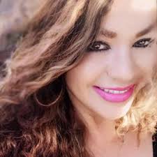 Nail salons in town, can you recommend one?