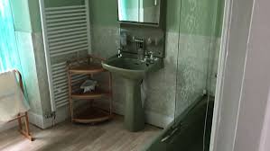 We did not find results for: Laurence Llewelyn Bowen Picks Britain S Worst Bathroom Daily Mail Online