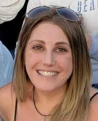 Laura Geisinger's Instagram, Twitter & Facebook