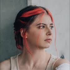 Amy Danna's Instagram, Twitter & Facebook