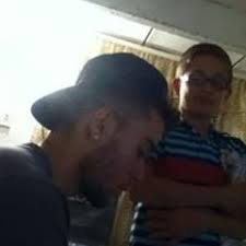 Stream Nicolas Paredes music