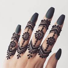In the west, this art form is commonly known as a henna tattoo. Finger Mehndi Design Tutorial For Eid Wedding K4 Fashion Mehndi Designs For Fingers Finger Henna Designs Simple Mehndi Designs Fingers