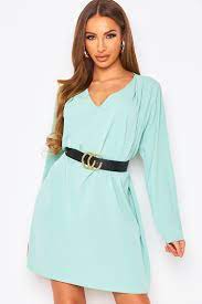 Cette robe verte d'eau courte dispose d'un col rond et de manches longues. Robe Vert D Eau Ceinturee Brentiny Paris
