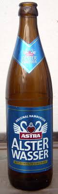 Er mietet sich aus versehen günstig ein und bezahlt es teuer. Astra Alsterwasser Bierverkostung De