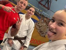 SHAUNY EN MYRTHE 1E DAN!  https://www.judo-elsloo.nl/index.php/nieuws/228-shauny-myrthe-1edan #judo  #judotraining #judolife #judofamily #judothrow #blackbelt #elsloo #roermond  #jbn