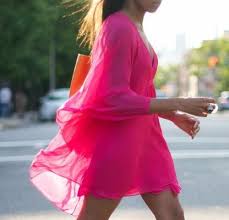 Love The Flowiness Of This This Hot Pink Is Great But So Would A Bright Blue Or Sunshine Yellow Fashion Hot Pink Dresses Style