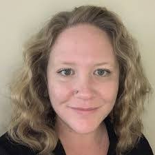 Lynette Rios's Instagram, Twitter & Facebook