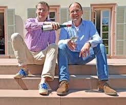 Nicht nur einen wein, sondern direkt zwei weine werden von günther jauch seit kurzem durch aldi vertrieben. Wein Von Gunther Jauch