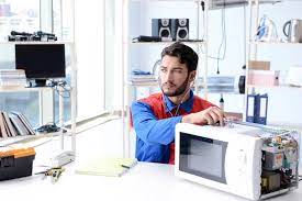 Microwave repair Stock Photos, Royalty Free Microwave repair Images | Depositphotos