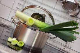 Apfelsaft aus dem dampfentsafter ohne zusatzstoffe und aus nicht gespritzten äpfeln gilt als bio saft. Entsaften Ohne Entsafter Meine 3 Tricks Damit Es Klappt