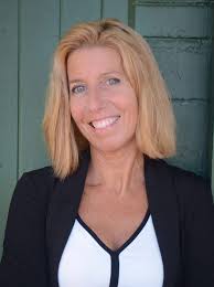 Diane Field : Willoughby Townhomes for Sale