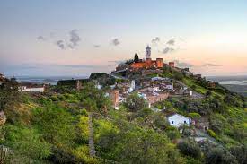 Jun 21, 2021 · silves castle has been named one of the 10 most beautiful in portugal by civitatis, a company offering online bookings of guided tours, excursions and other tourist activities. Monsaraz Castle Portugal Visitor Travel Guide To Portugal