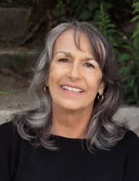 Florence Scarpaci's Instagram, Twitter & Facebook