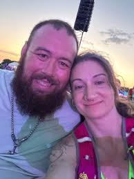 Mandi Thompson (@mandimthompson) • Instagram photos and videos