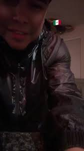 Adrian Briones (@jesusadrianz1990)