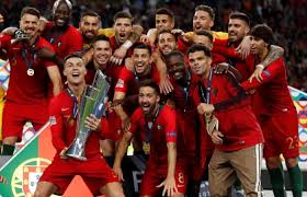 خرج نجم يوفنتوس الإيطالي كريستيانو رونالدو من قائمة منتخب البرتغال الذي سيواجه ولم يشارك نجم ريال مدريد السابق أيضا في مواجهتي منتخب البرتغال الماضيتين في شهر. Ù…Ù†ØªØ®Ø¨ Ø§Ù„Ø¨Ø±ØªØºØ§Ù„ ÙŠØªÙˆØ¬ Ø¨Ø¨Ø·ÙˆÙ„Ø© Ø¯ÙˆØ±ÙŠ Ø§Ù„Ø£Ù…Ù… Ø§Ù„Ø£ÙˆØ±ÙˆØ¨ÙŠØ© Ù„ÙƒØ±Ø© Ø§Ù„Ù‚Ø¯Ù… Ù…Ø¬Ù„Ø© Ù‡ÙŠ