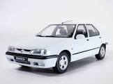 RENAULT-19