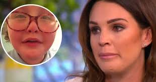 Danielle Lloyd sends touching message to schoolgirl after 'I hate you'  Christmas card