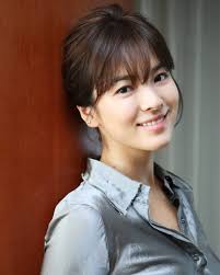 Beautiful #songhyekyo #throwback photo set 💙