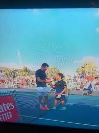 Opelka, de 22 años, que se enfrentaba por tercera vez a schwartzman, y habían repartido triunfos, impuso sus mejores. Jon Heyman On Twitter Enjoyed The Reilly Opelka Diego Schwartzman Match 7 Feet Tall Vs 5 Foot 7 Miamiopen