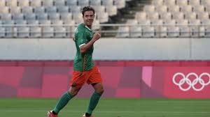 The minecraft skin, soccer star, was posted by thedarkstar3. Ygb3mlnkcuteum
