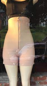 Interesting, um, cameltoe spanks? Nsfw? : r/mildlyinteresting