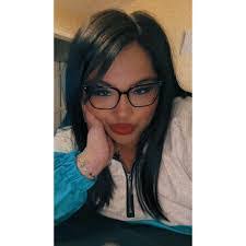 Angelica Warren's Instagram, Twitter & Facebook