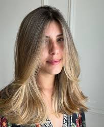 B R U N A T E I X E I R A