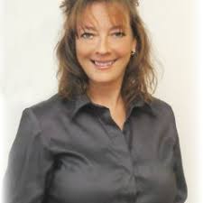 Barbara Bordelon's Instagram, Twitter & Facebook