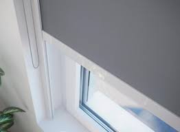 Hier finden sie eine große auswahl an carbest rollos für carbest fenster, r ollo für fenster innen, carbest verdunkelung, carbest ausstellfenster rollos oder carbest innenrollo wie carbest motion rollo mit rahmen für carbest. Vollverdunkelung Per Innenliegendem Zip Kassetten Rollo