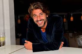 1 fan page @danieleliotti_official italian actor ~cinema & tv~ #unpassodalcielo6 ➡️ dal 1° aprile rai 1. Who Is Daniele Liotti Dating Daniele Liotti Girlfriend Wife