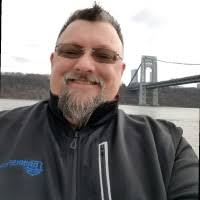 200+ perfiles de «Ryerse»