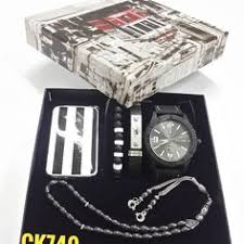 0 Begenme 0 Yorum Instagram Da Saat Taki Ve Aksesuar Cnozr06 Bay Cakmakli Bileklikli Kombin Saat Setimiz Kors Watches Michael Kors Watch Accessories