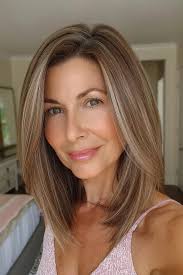 20 Lovely Medium Length Haircuts for Your Next Look