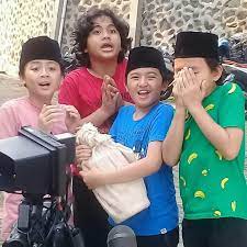 760 likes · 11 talking about this. Sinyo Syamsul Rizal Home Facebook