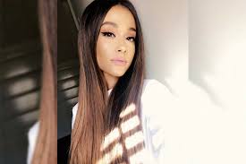 She also previously had 6 other tattoos that she's since had covered. Tatuirovka Ariany Grande Obernulas Katastrofoj Popcake