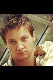I Don T Usually Lik The Pics Of Young Jeremy But I Love This One Jeremy Renner Renner Clint