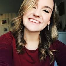 Caitlin Downing's Instagram, Twitter & Facebook