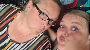 Slimming World member sisters lose 11 stone each after big moment sparks  lifestyle change