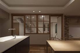 明るく風通しもよくなる 壁面にガラス窓をはめ込んだ室内窓アイデア集 yahoo 不動産おうちマガジン 室内窓 窓 ガラス窓