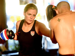 Fight Club single mom makes cage fighting debut