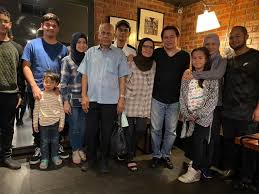 Here i am abdul halim khan making my photoshop retouching journey more than the last fifteen years. Kru S Norman Reflects On Fatherhood The Star