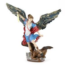 San miguel es uno de los siete arcángeles. Estatua San Miguel Arcangel De Resina De Color 36 Cm