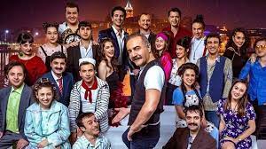 With aysegül akdemir, gülsüm alkan, beyaz, mehmet ali birand. Cok Guzel Hareketler 2 Yeniden Ekranda Cok Guzel Hareketler 2 Oyuncu Kadrosunda Kim Kimdir Magazin Haberleri