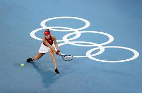 En 2014 , à 17 ans, elle devient la première joueuse suisse à atteindre les quarts de finale d'un tournoi du grand chelem depuis patty schnyder en 2008. Krejcikova Bencic And Sakkari Advance On Day 1 In Tokyo Tennis Threads Magazine