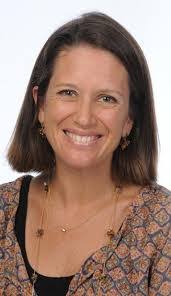 Kari Beck's Instagram, Twitter & Facebook