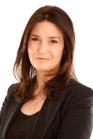 Elizabeth Mcshane's Instagram, Twitter & Facebook