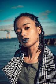 Female avatar editing tips in Photodirector