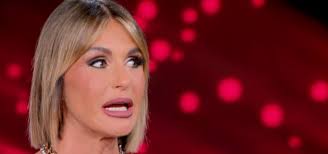 Verissimo, Arianna David e la malattia: "Ero arrivata a pesare 39 kg"/ "Ho  pensato che non ce l'avrei fatta"